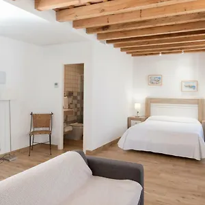 rosario-uno-aparthotel.hotelsincadiz.net/